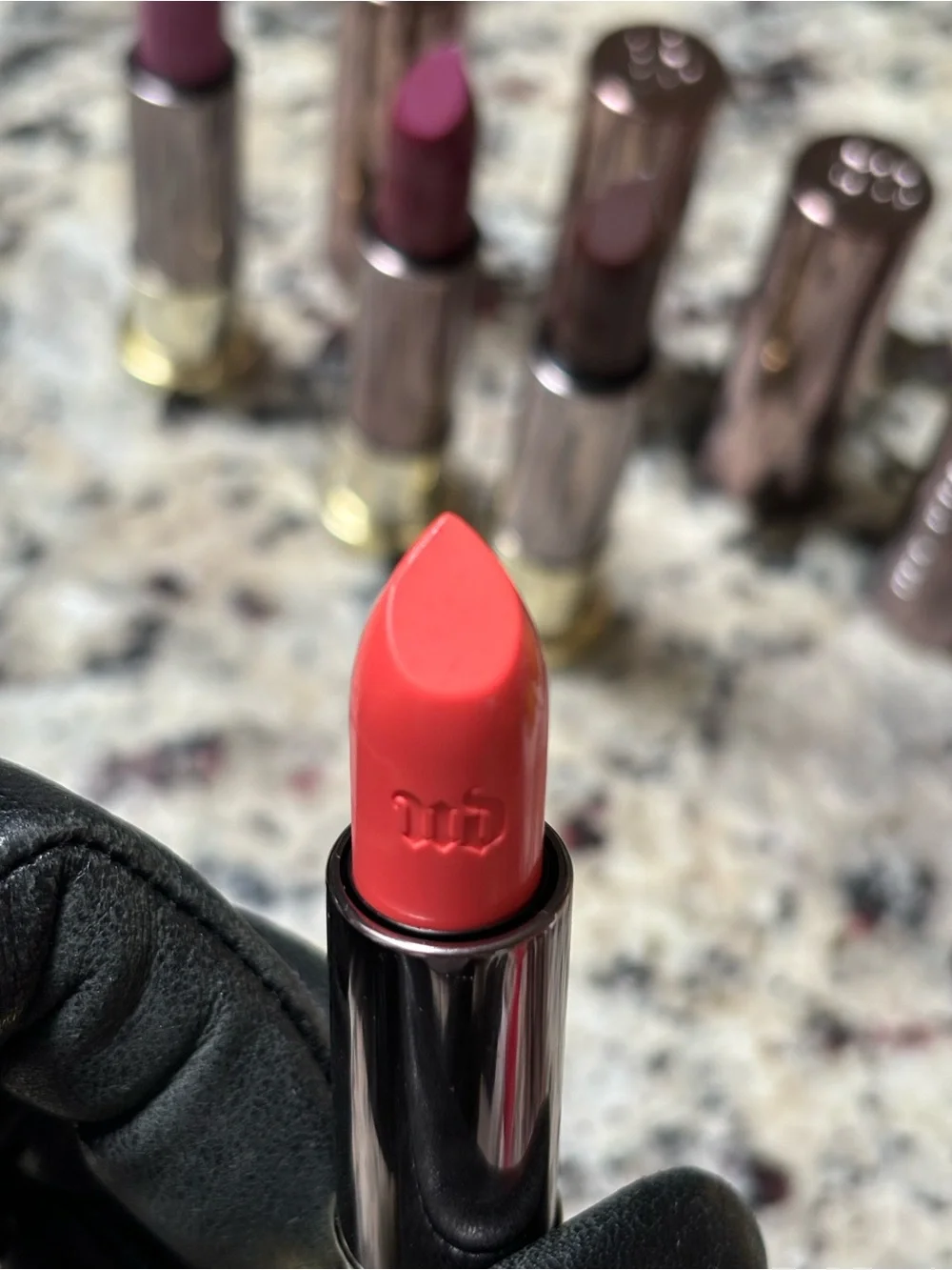 ✨New✨Urban Decay 4 Bundle Lipsticks: Bittersweet, Afterdark, Disturbed, Snitch